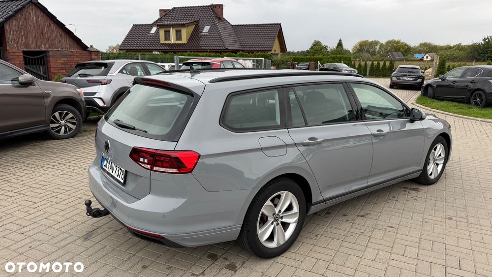 Volkswagen Passat Variant 2.0 TDI BMT Comfortline - 9