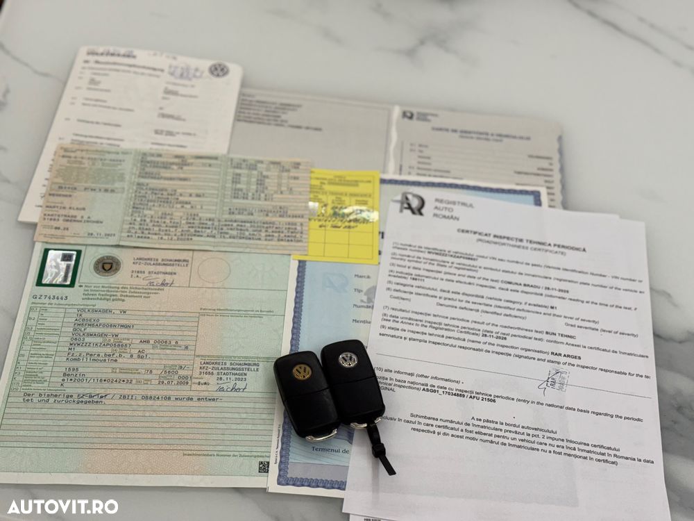 Volkswagen Golf 1.6 Comfortline - 33