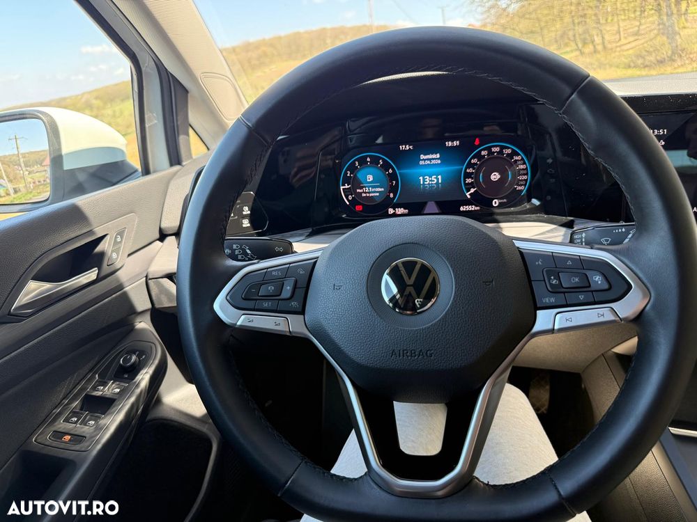 Volkswagen Golf 1.5 TSI ACT Style - 17