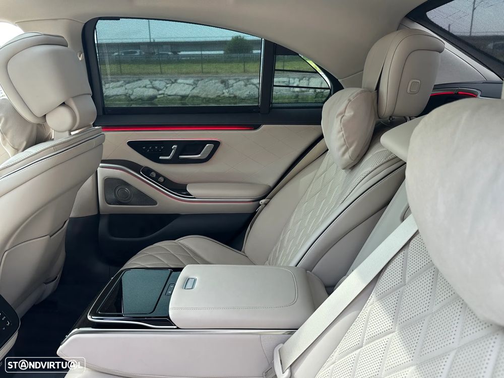 Mercedes-Benz S 580 e - 23