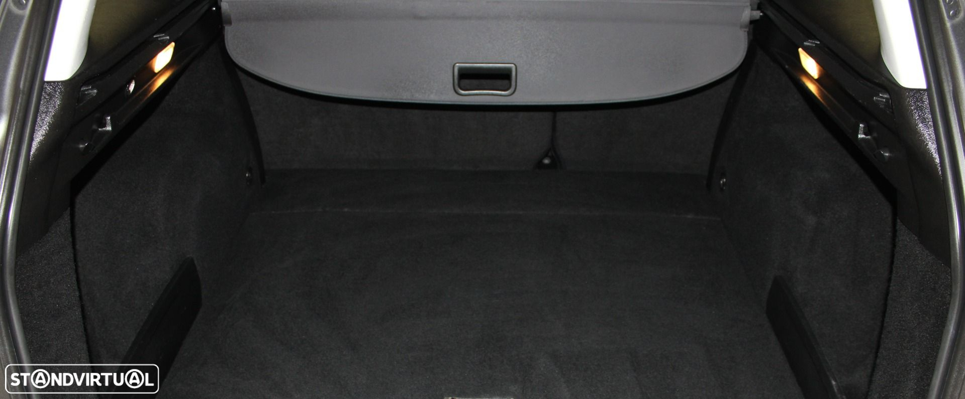 Fiat Tipo Station Wagon 1.3 M-Jet Lounge - 27