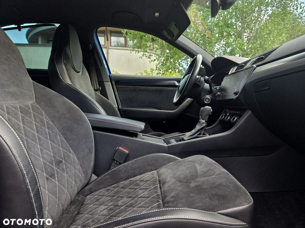 Skoda Superb 2.0 TSI Sportline DSG - 5