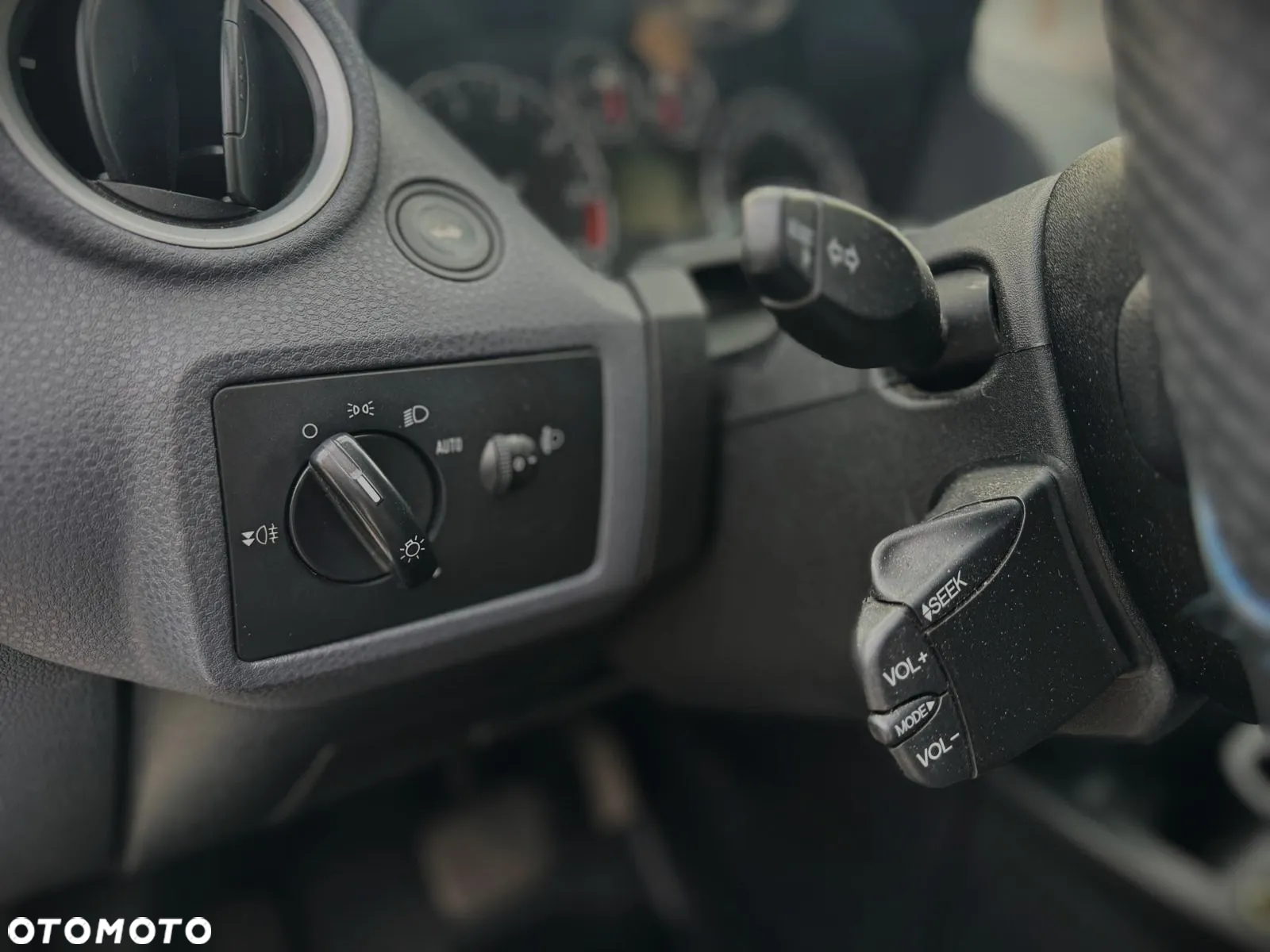 Ford Fiesta - 11