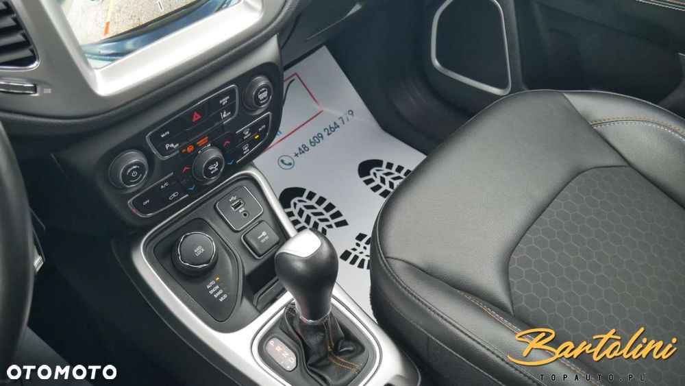 Jeep Compass - 9