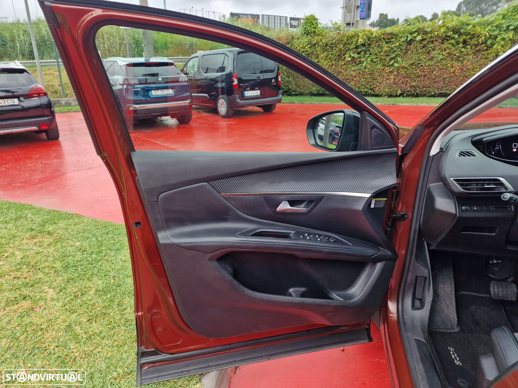 Peugeot 5008 1.5 BlueHDi Allure EAT8 - 9
