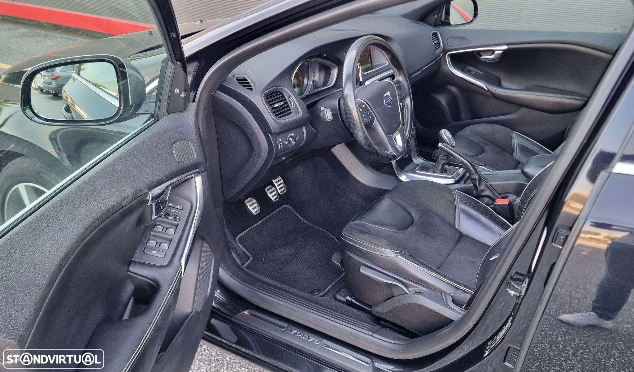 Volvo V40 1.6 D2 R-Design - 8