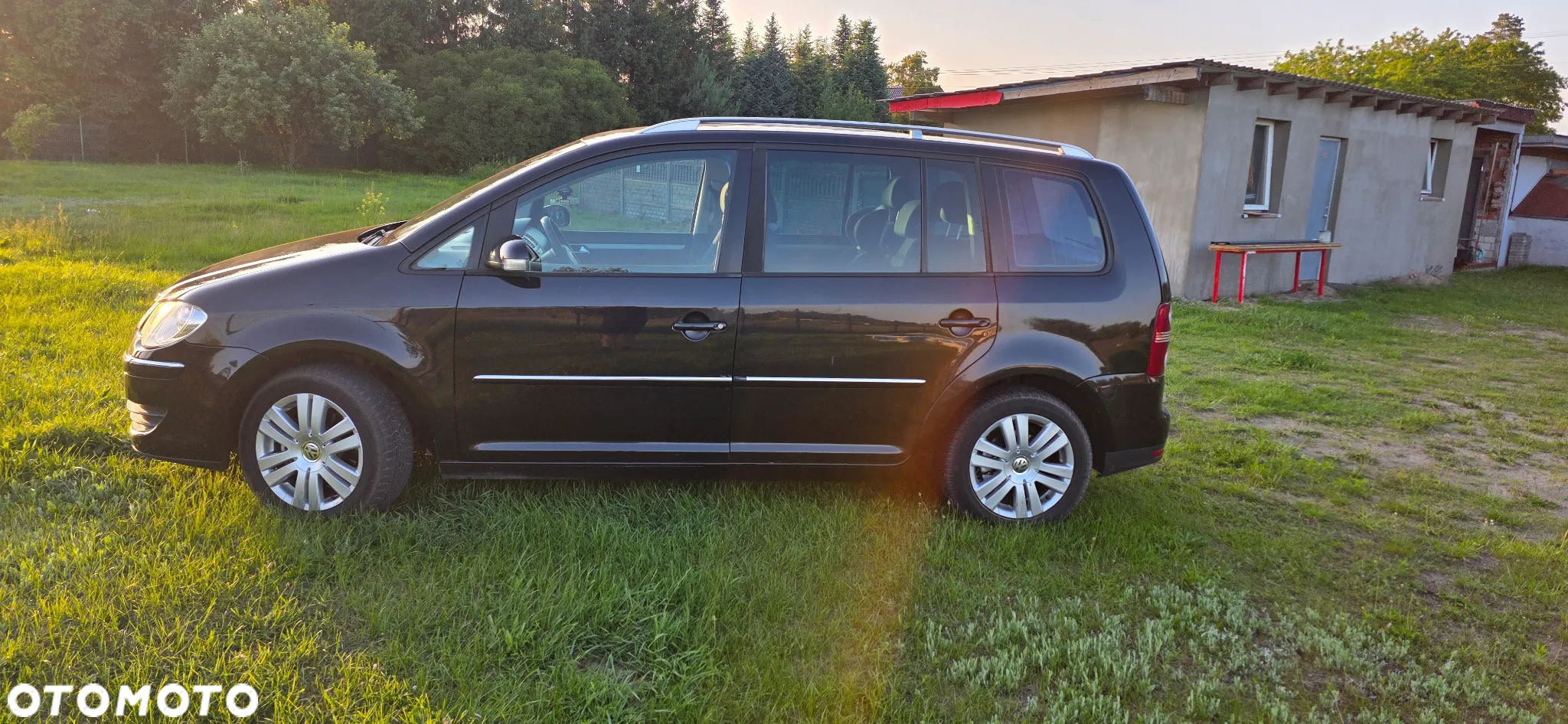Volkswagen Touran 2.0 TDI Highline DSG - 6