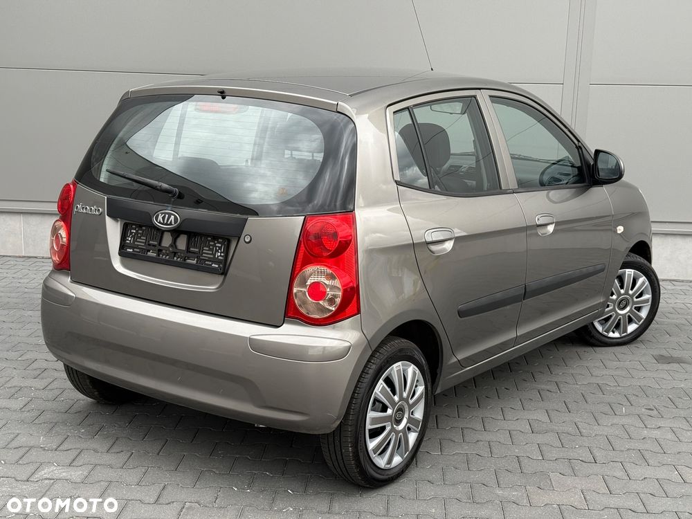 Kia Picanto - 7