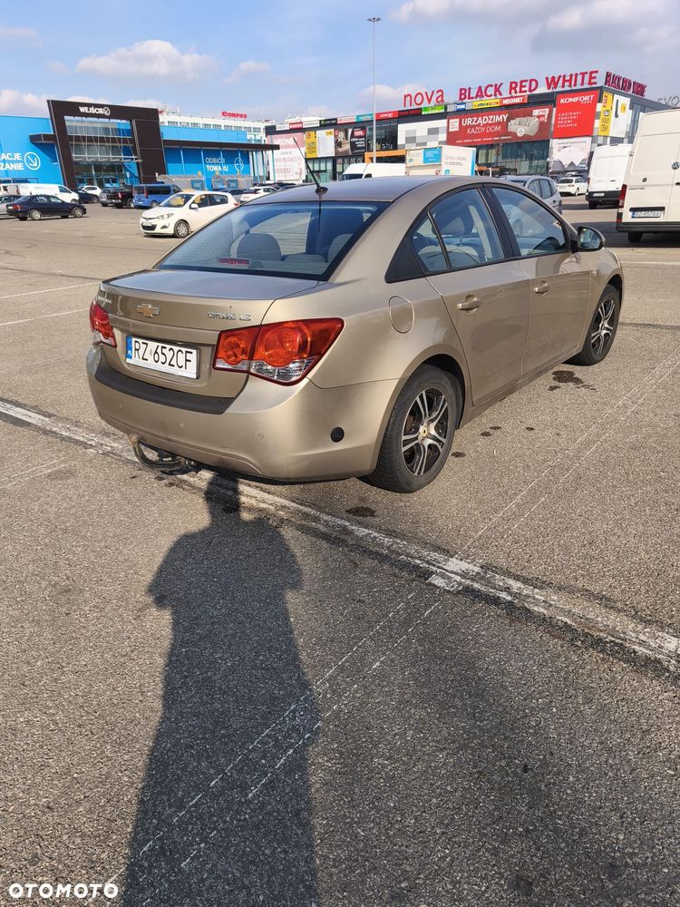Chevrolet Cruze - 6
