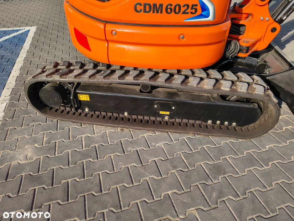 Kubota LONKING CDM6025 3 ŁYŻKI - 14