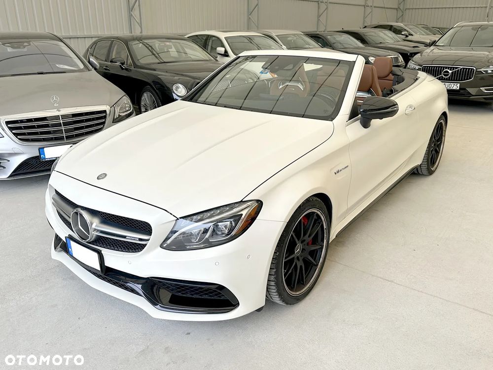 Mercedes-Benz Klasa C AMG 63 Cabrio S AMG Speedshift 7G-MCT Edition 1 - 14