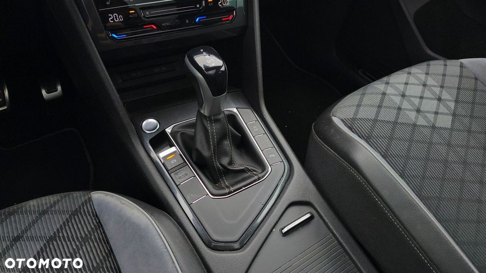 Volkswagen Tiguan - 35