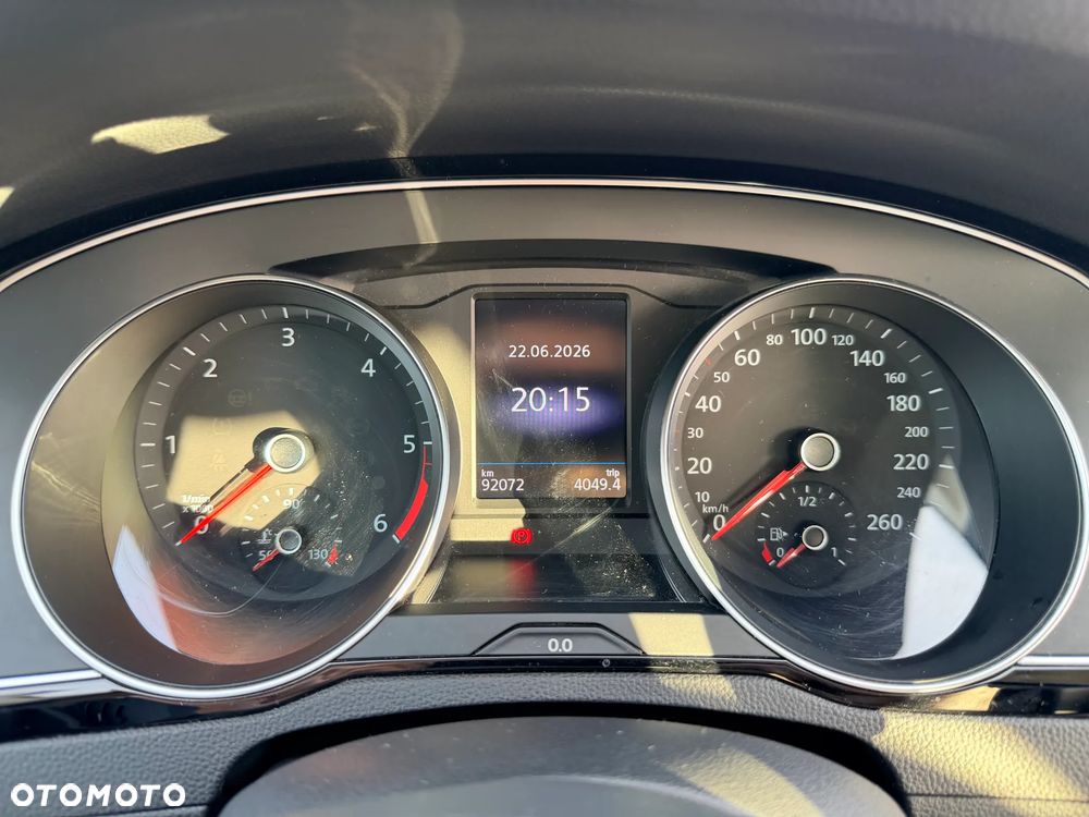 Volkswagen Passat 2.0 TDI SCR Comfortline DSG - 10