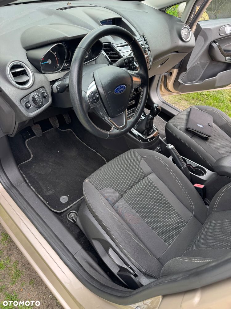 Ford Fiesta 1.0 EcoBoost S&S TITANIUM X - 7