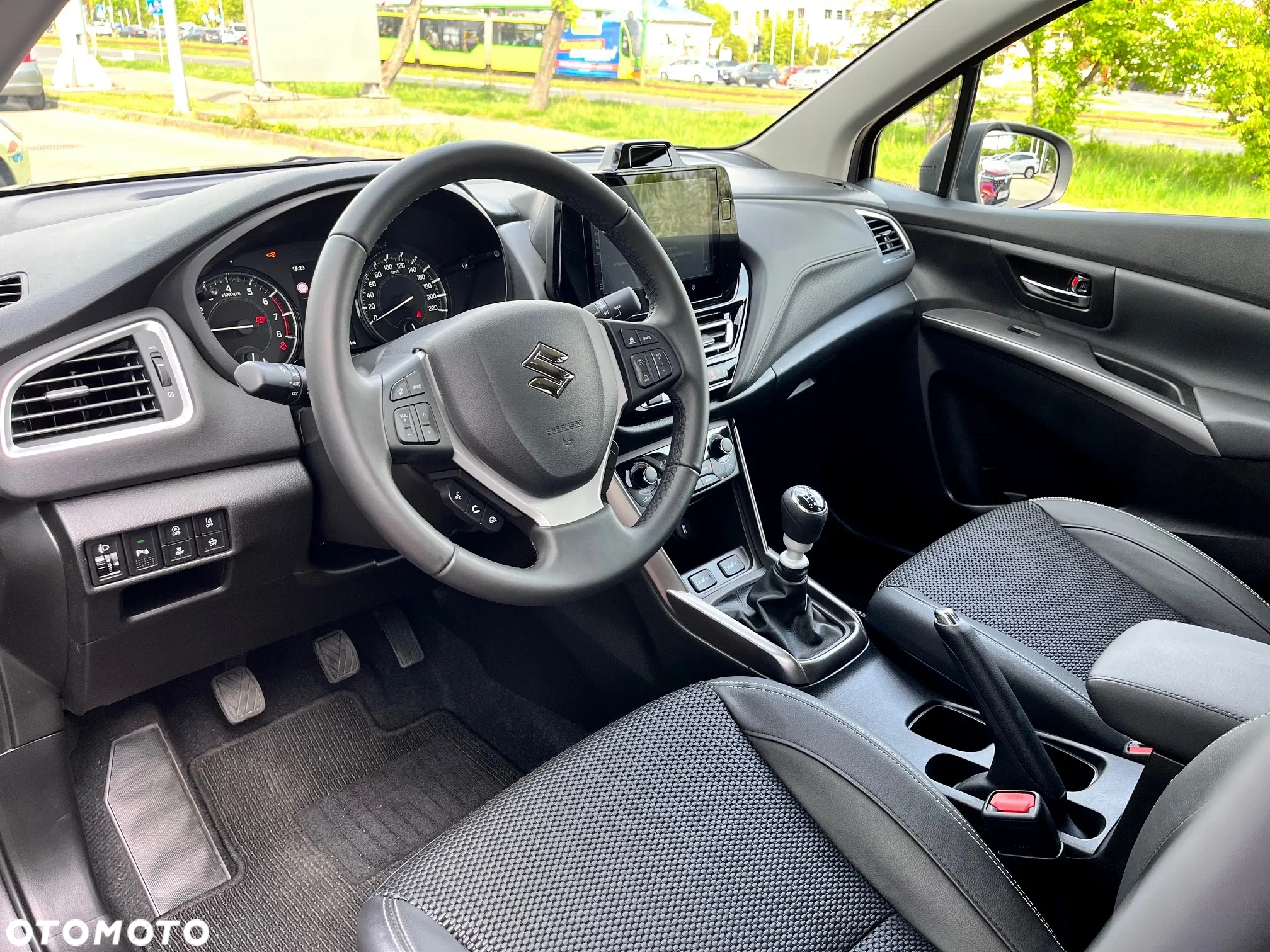 Suzuki SX4 S-Cross - 17