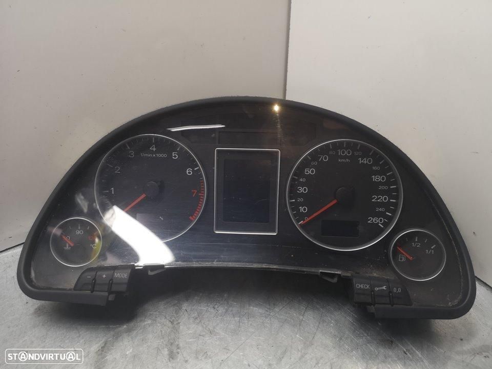 QUADRANTE AUDI A4 BERLINA 8E - 1