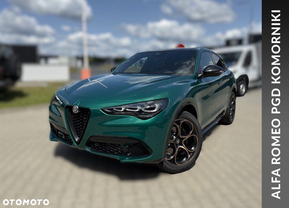 Alfa Romeo Stelvio - 1
