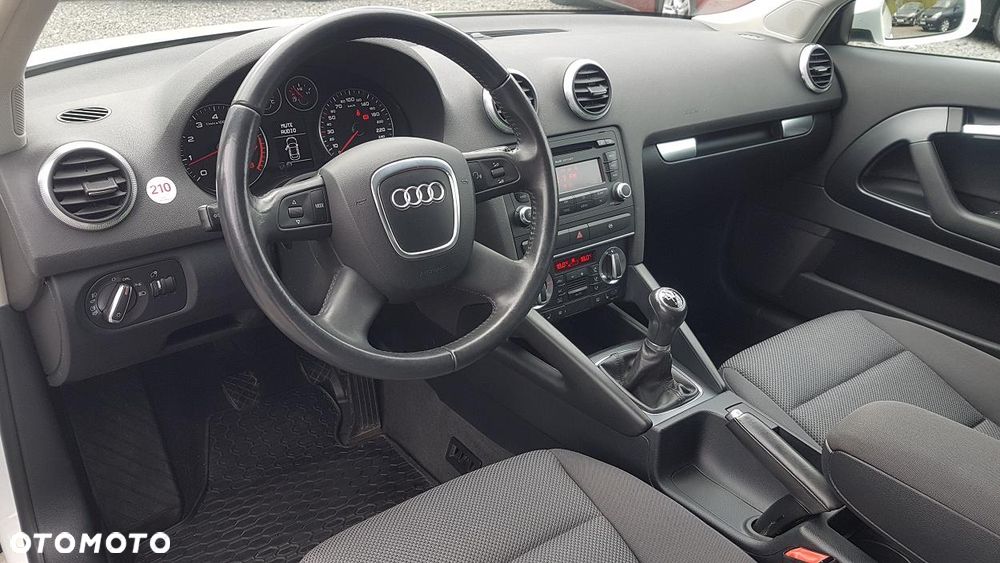 Audi A3 3-drzwiowe 1.4 TFSI Ambition - 21