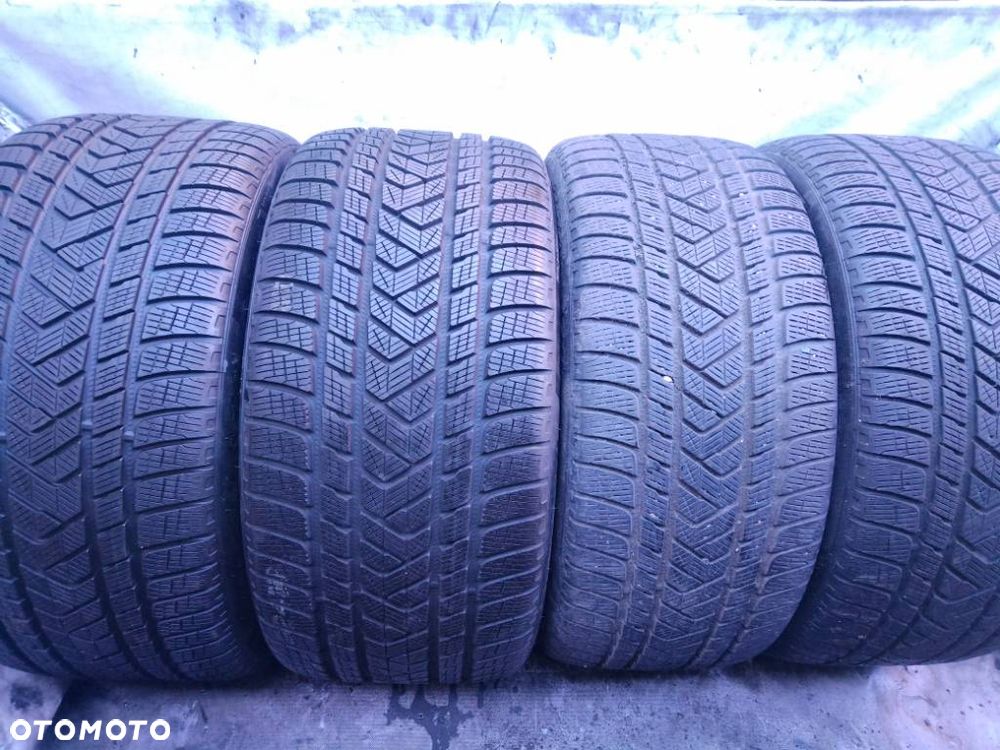 Pirelli Scorpion Winter 315/35 R20 110V 275/40 R20 106V 7-7.5mm - 1
