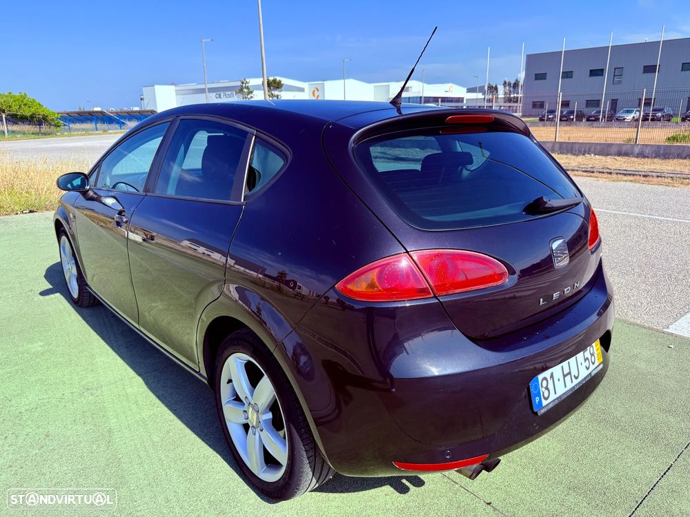 SEAT Leon 2.0 TDI Sport DPF - 31