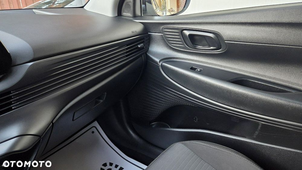 Hyundai i20 1.2 Modern - 38