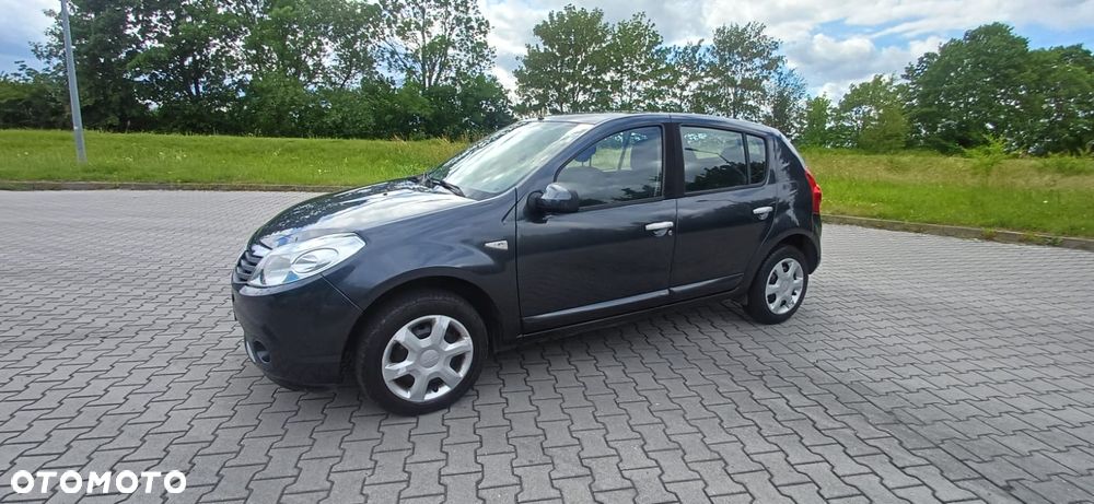 Dacia Sandero - 4