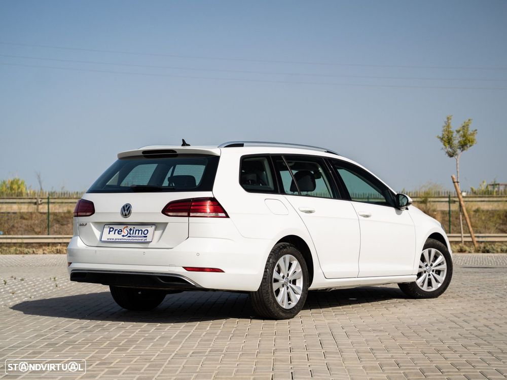 VW Golf Variant 1.6 TDi Confortline - 6