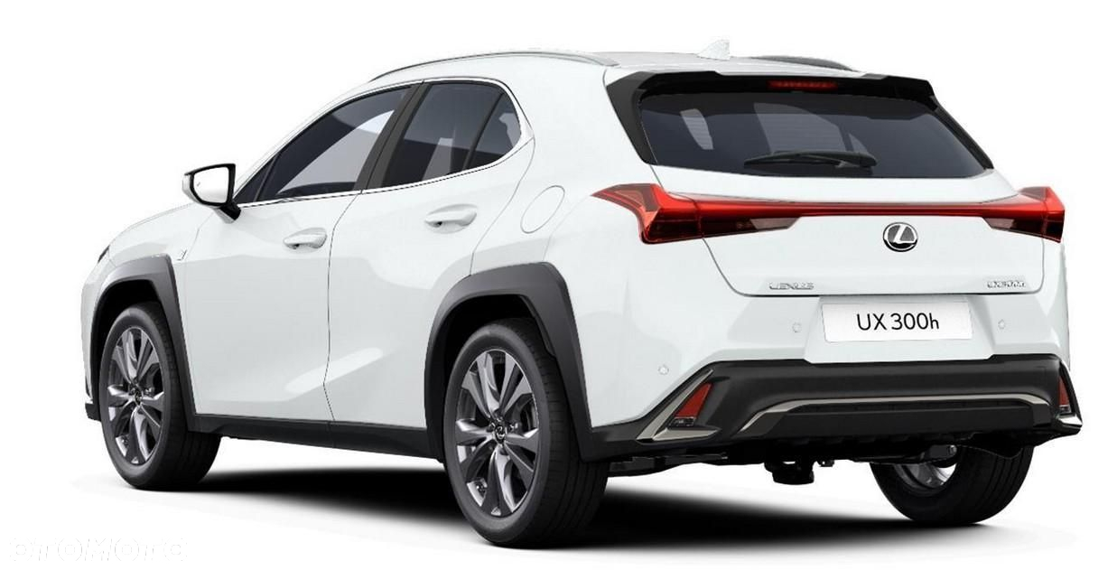 Lexus UX - 4