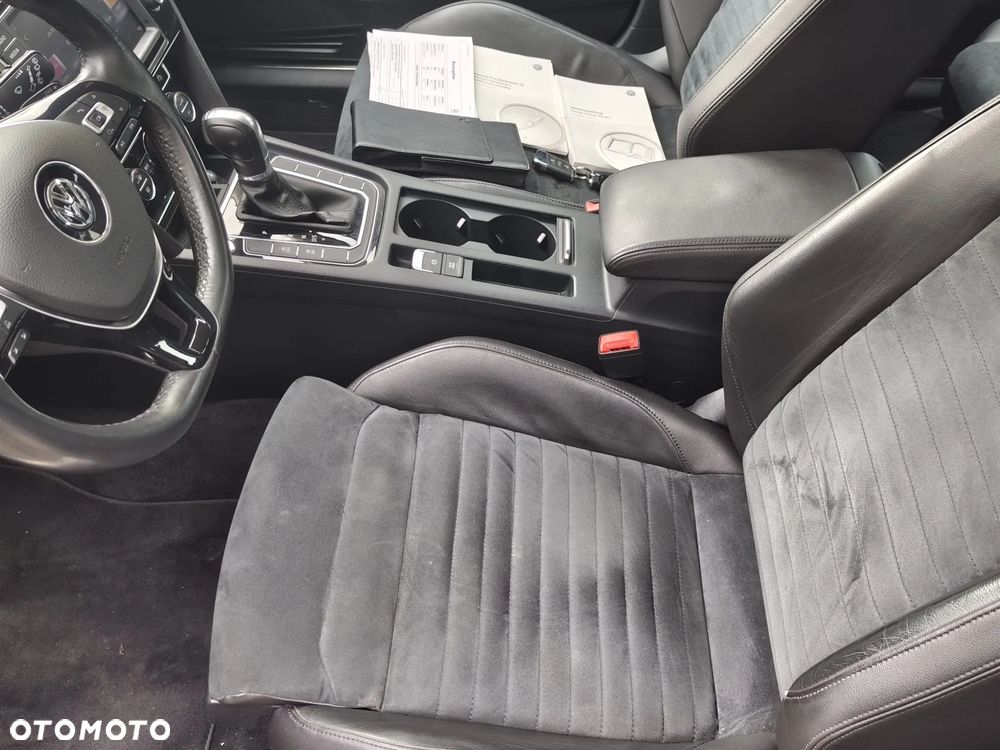 Volkswagen Passat Variant - 11
