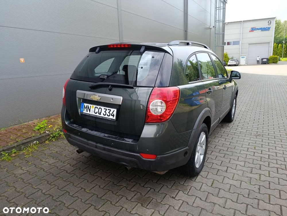 Chevrolet Captiva 2.4 2WD 7 Sitzer LS Family Edition - 12