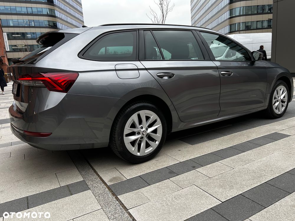 Skoda Octavia 2.0 TDI Ambition DSG - 20