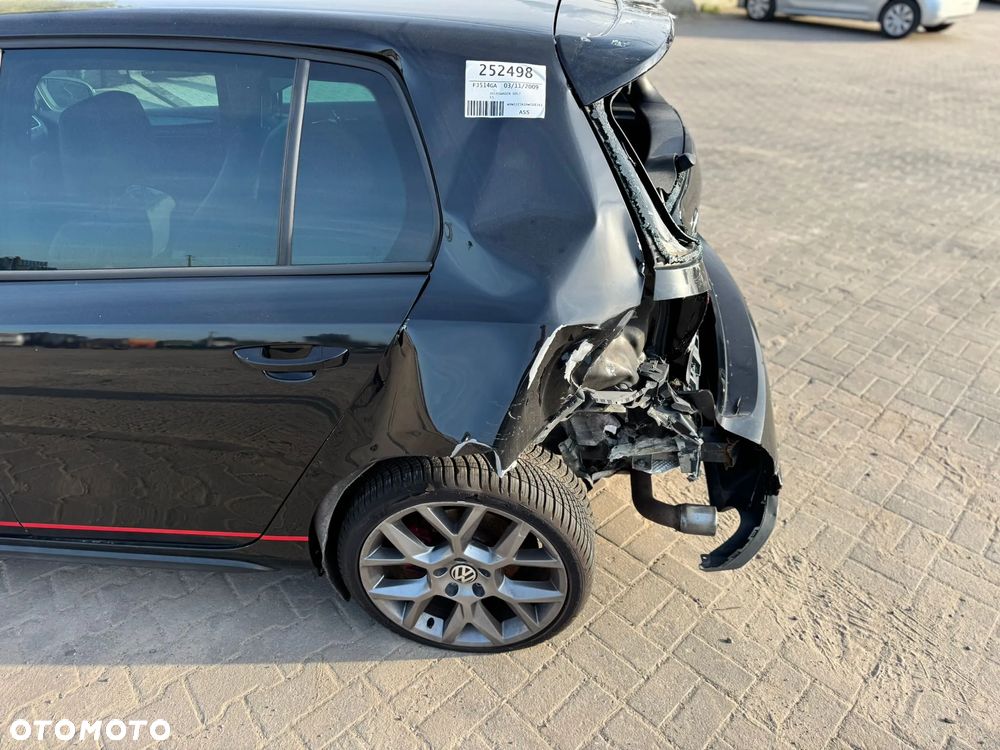 Volkswagen Golf 2.0 TSI GTI - 9