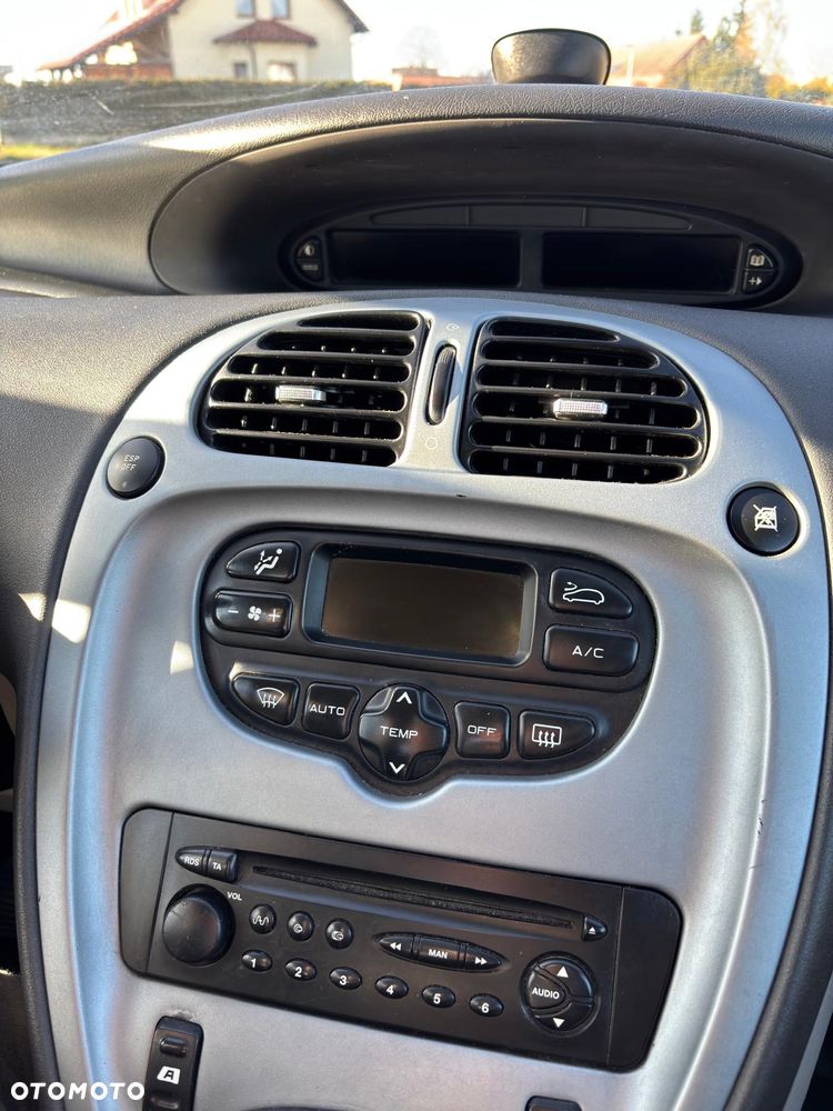 Citroën Xsara Picasso 1.6 HDi Exclusive - 11
