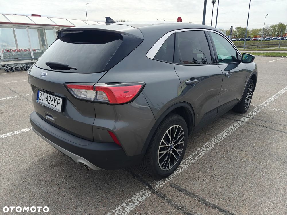 Ford Kuga - 4