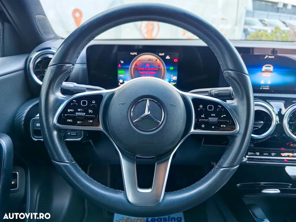 Mercedes-Benz A 250 e 8G-DCT - 25