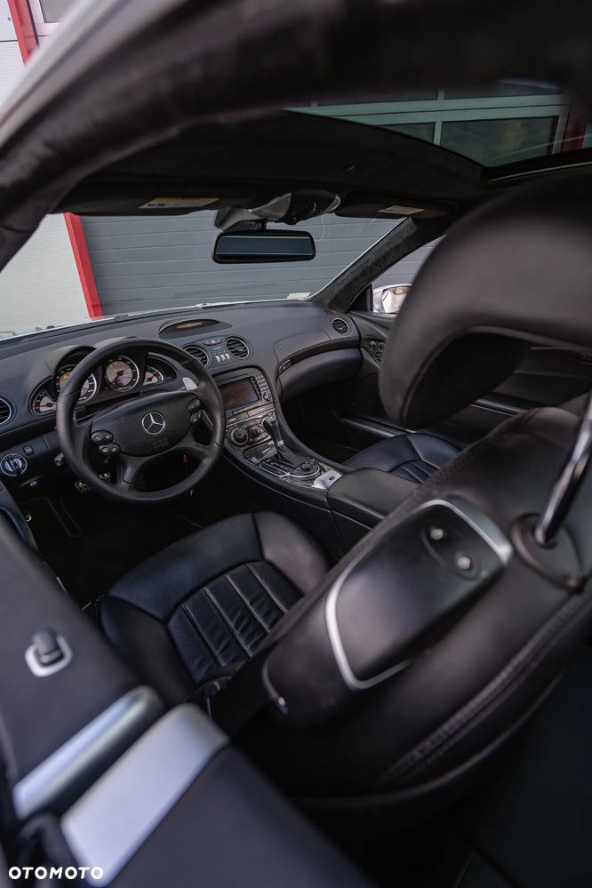 Mercedes-Benz SL 55 AMG - 12