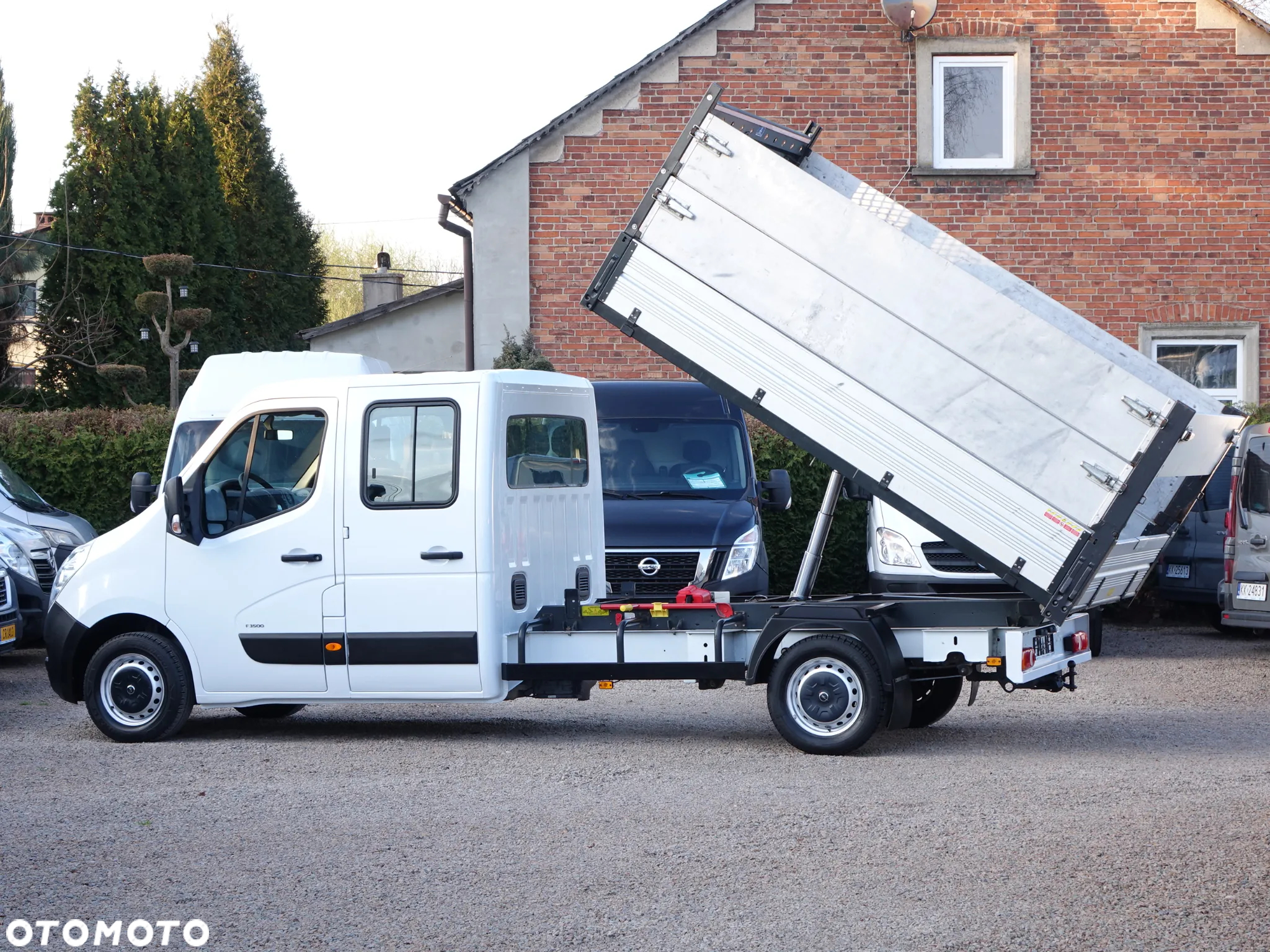 Renault Master 7-osobowy WYWROTKA doka MAŁY PRZEBIEG - 3