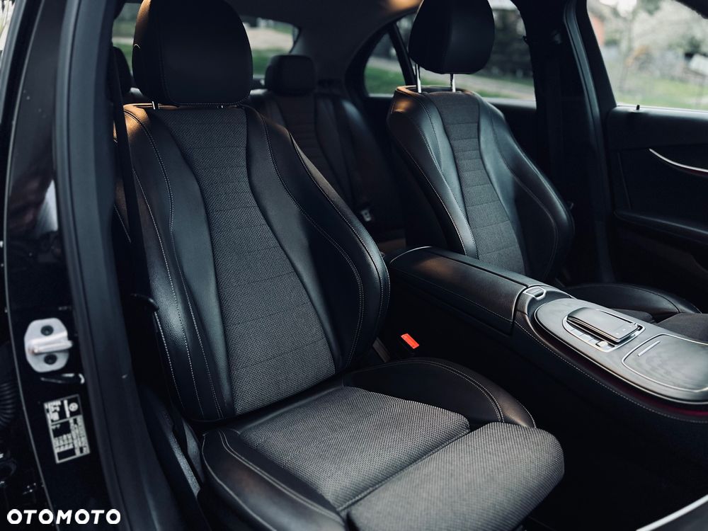 Mercedes-Benz Klasa E - 30