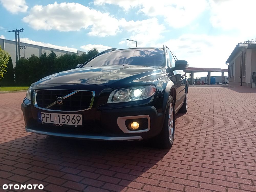 Volvo XC 70 D5 AWD Summum - 1
