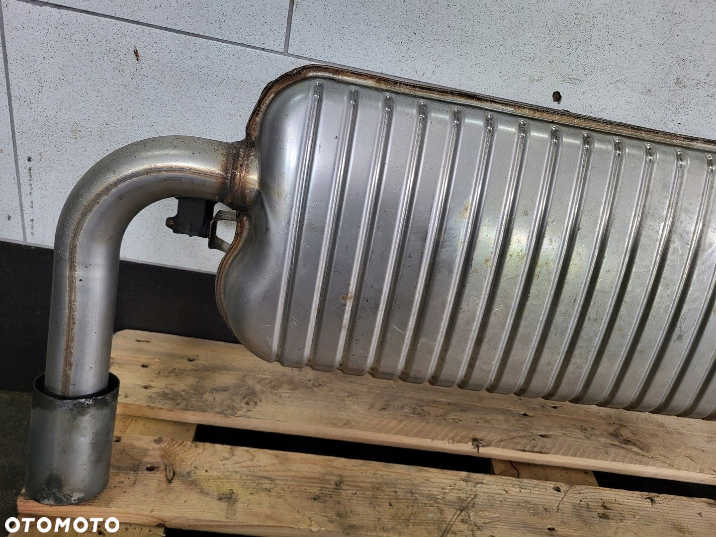 tłumik końcowy wydech 2.0d B47 BMW F45 X-DRIVE m-pakiet 8577093 - 3