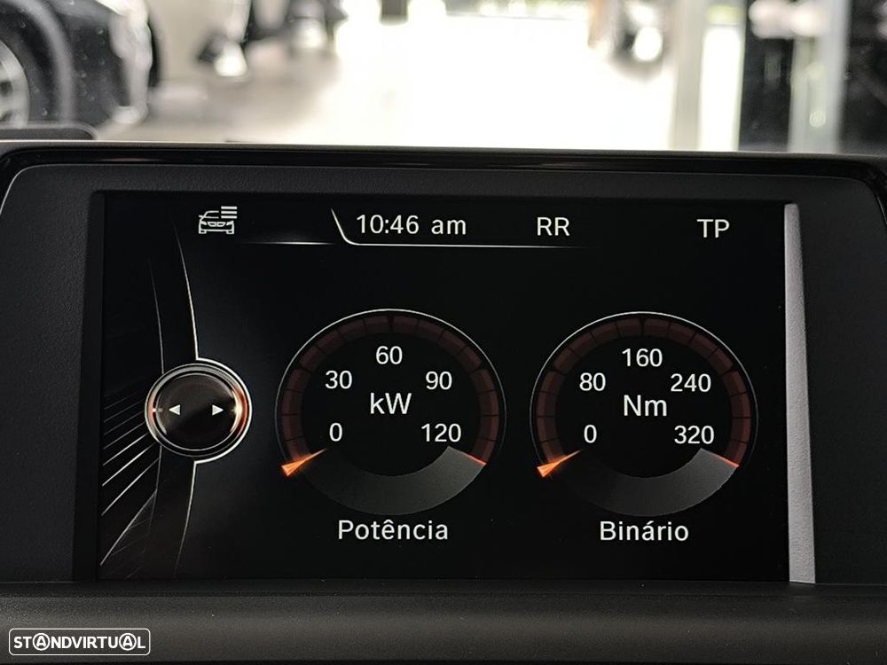 BMW 116 d Pack M - 25