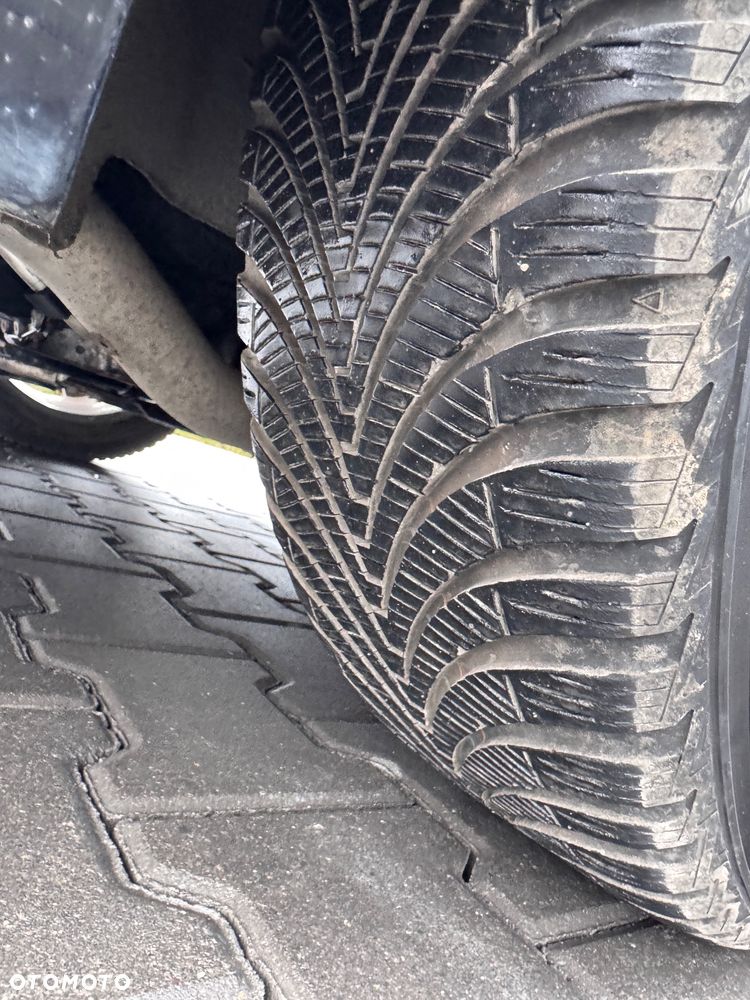 Peugeot 508 SW BlueHDi FAP 180 Automatik Stop&Start Allure - 34