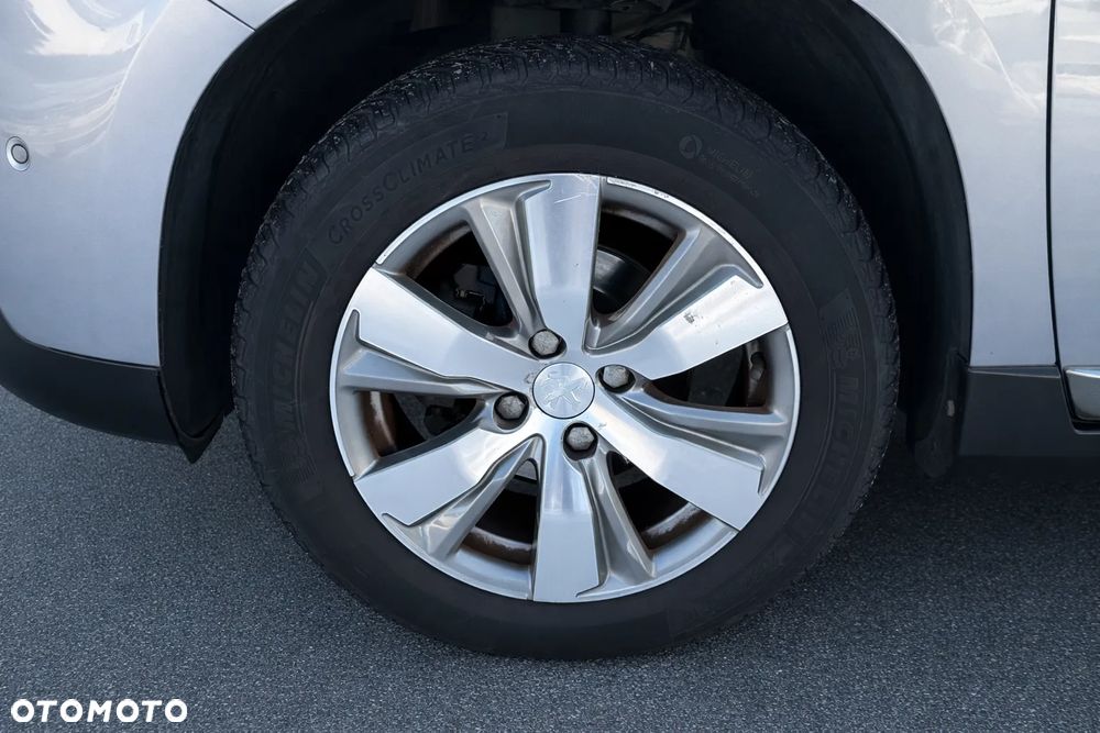 Peugeot 2008 PureTech 82 ETG5 STOP&START Allure - 27