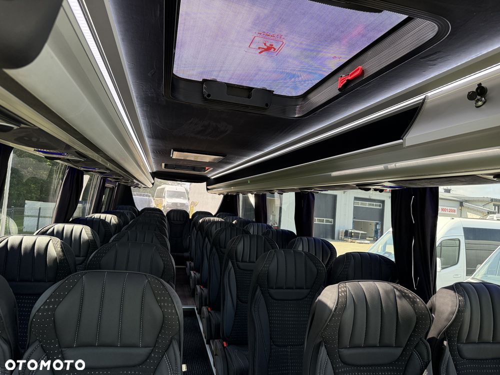 Iveco Daily 70C21 Tourism Revolution ERENER 33+1+1 miejsc - 33