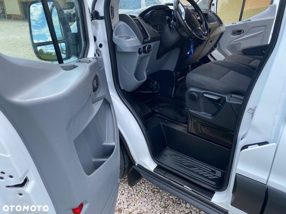 Ford TRANSIT, zakupiony w salonie w Rzeszowie, serwisowany, bezwypadkowy - 26