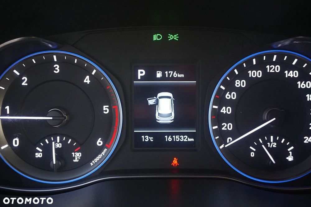 Hyundai Kona 1.6 CRDi Premium 4WD DCT - 9