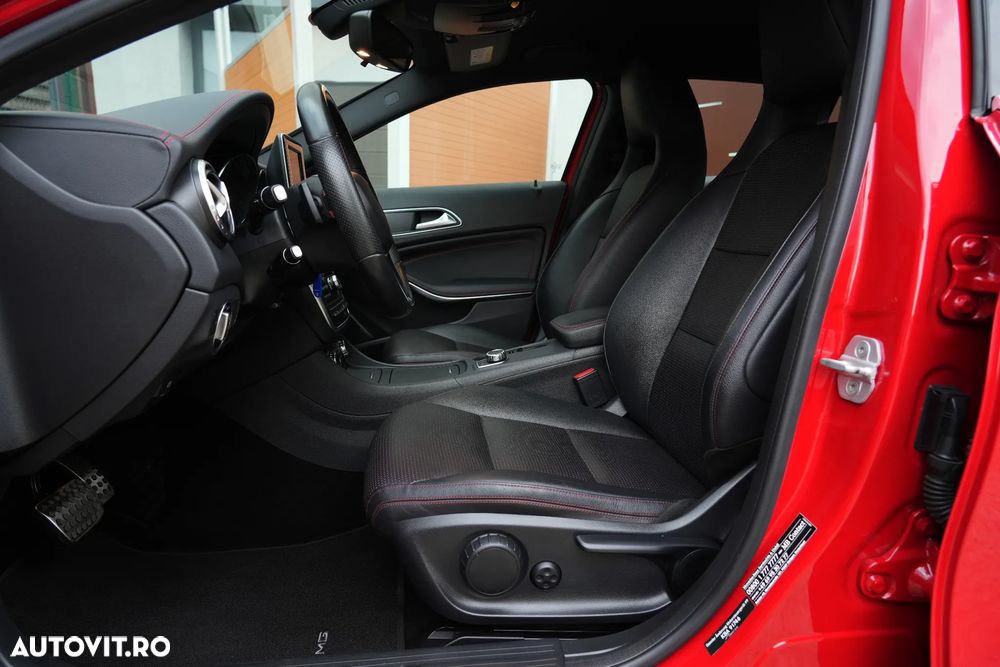 Mercedes-Benz GLA 200 d 7G-DCT AMG Line - 11