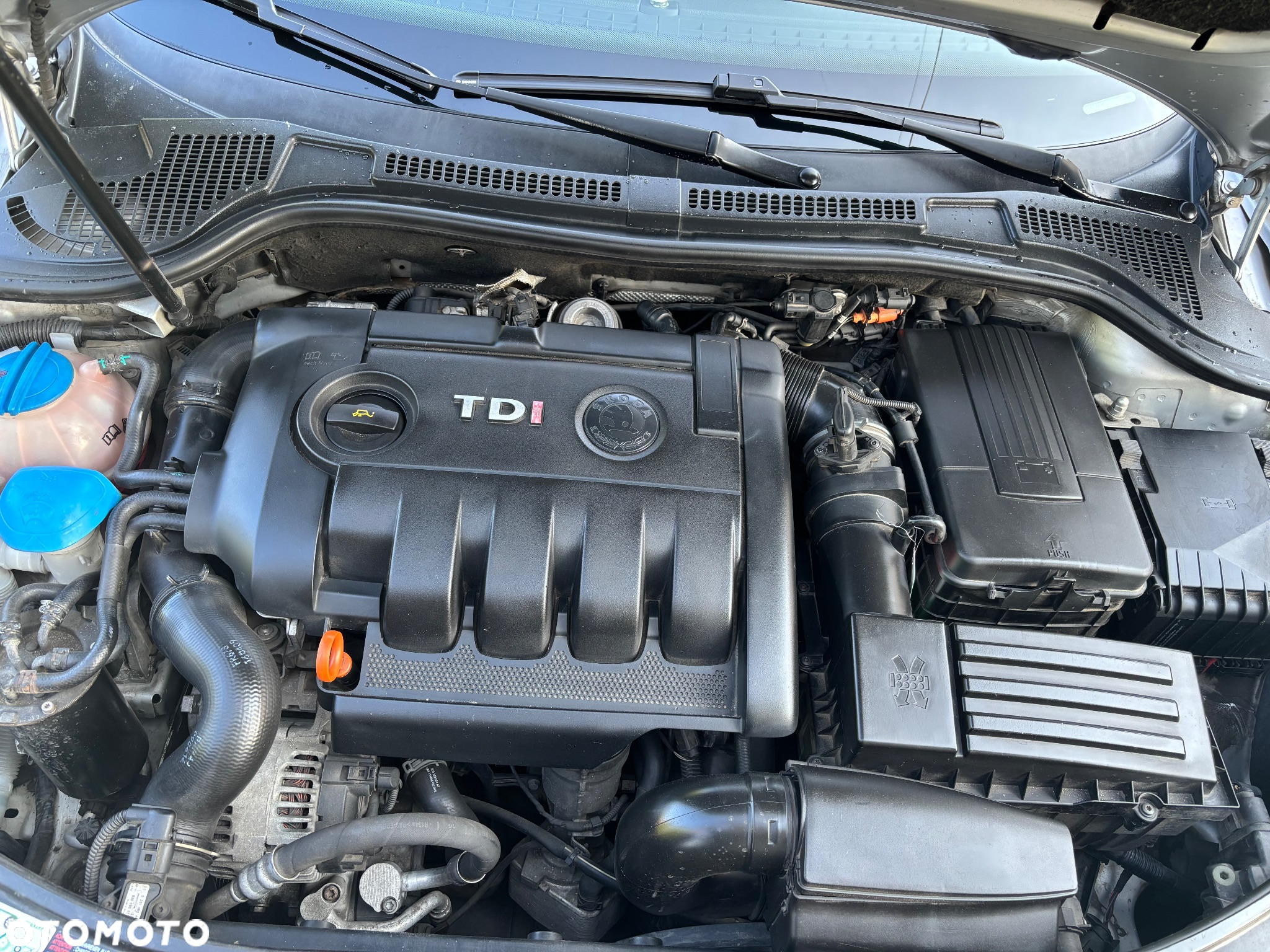 Skoda Superb 2.0 TDI DPF Elegance - 24