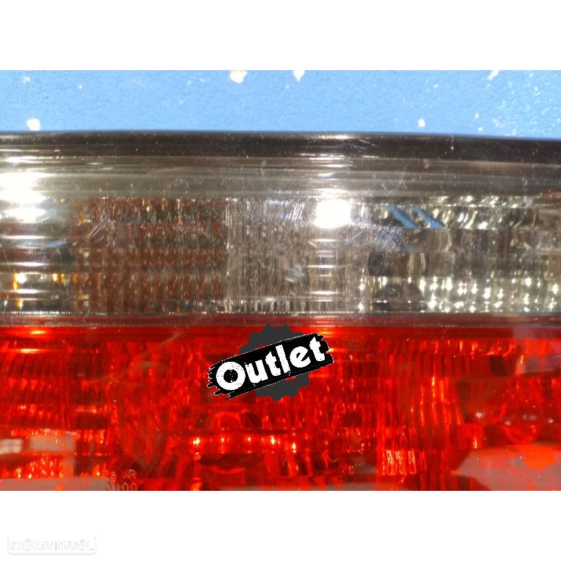 R145170C1 FAROLINS TRASEIROS BMW E30 82-87 VERMELHO PRETO - 5