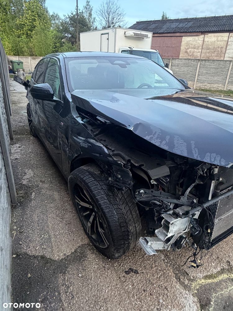 BMW Seria 5 520d xDrive mHEV M Sport - 4